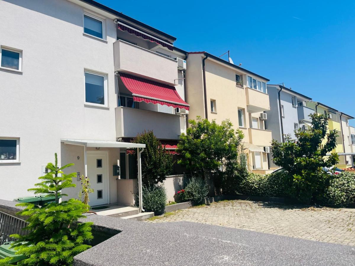 Liam Apartment Pula Luaran gambar